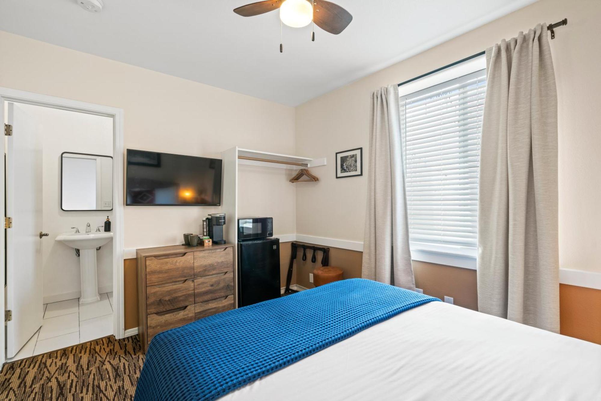 The Bent Elbow Hotel Silverton ภายนอก รูปภาพ